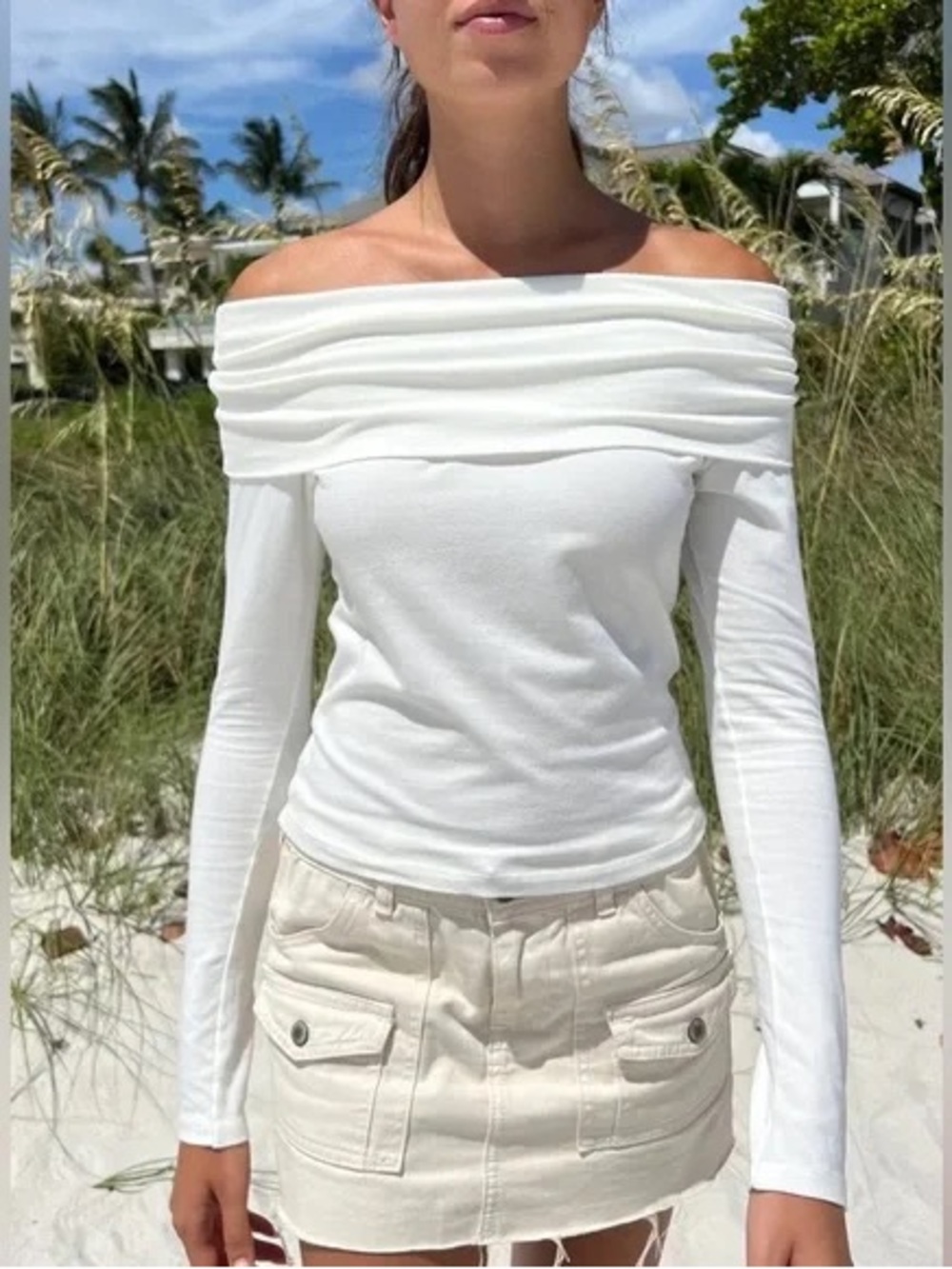 Brandy Melville Off Shoulder Peggy Top